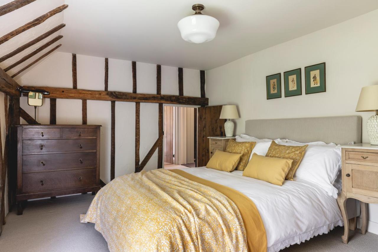 Cosy Cottage With Beautiful Garden, Hottub & Sauna Marden  エクステリア 写真