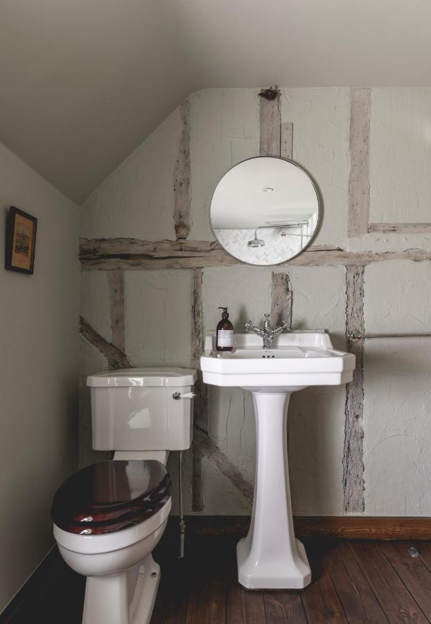Cosy Cottage With Beautiful Garden, Hottub & Sauna Marden  エクステリア 写真