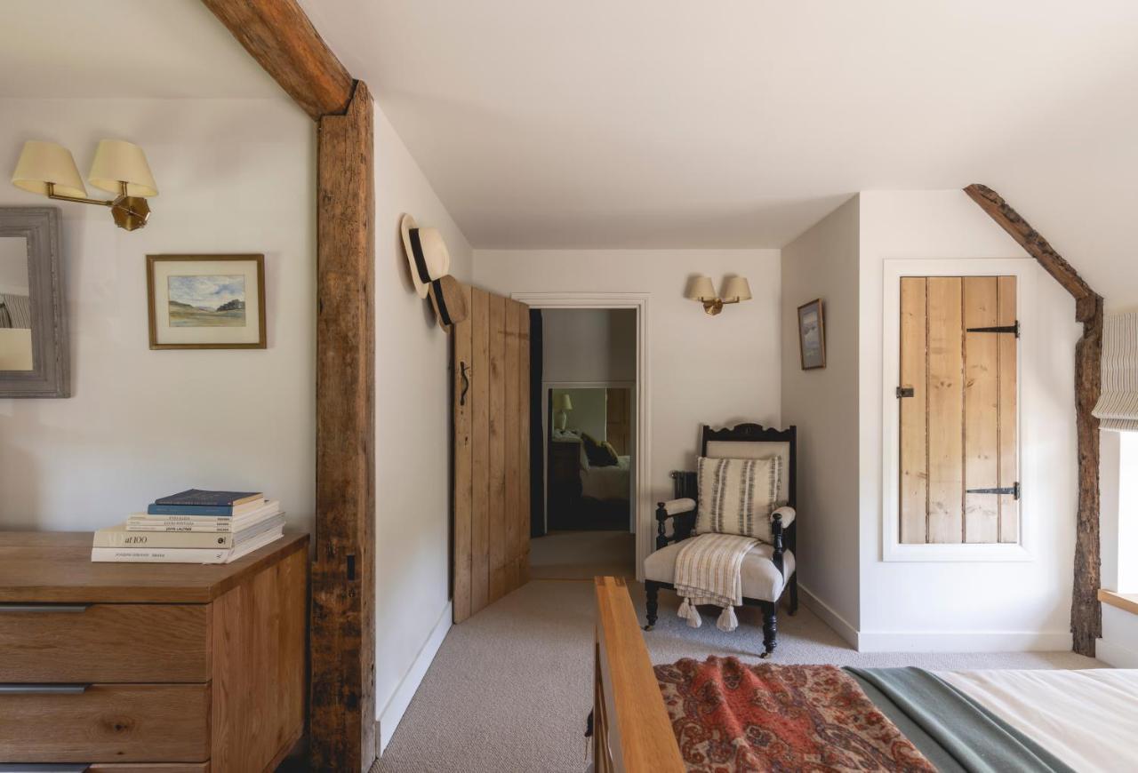 Cosy Cottage With Beautiful Garden, Hottub & Sauna Marden  エクステリア 写真